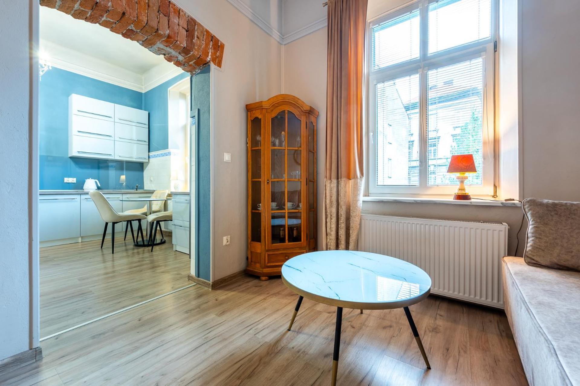 Apartamenty Przy Dworcu Przemyśl Exteriör bild